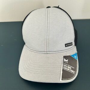 Mission Performance Cooling Hat -  Gray and Black NWT